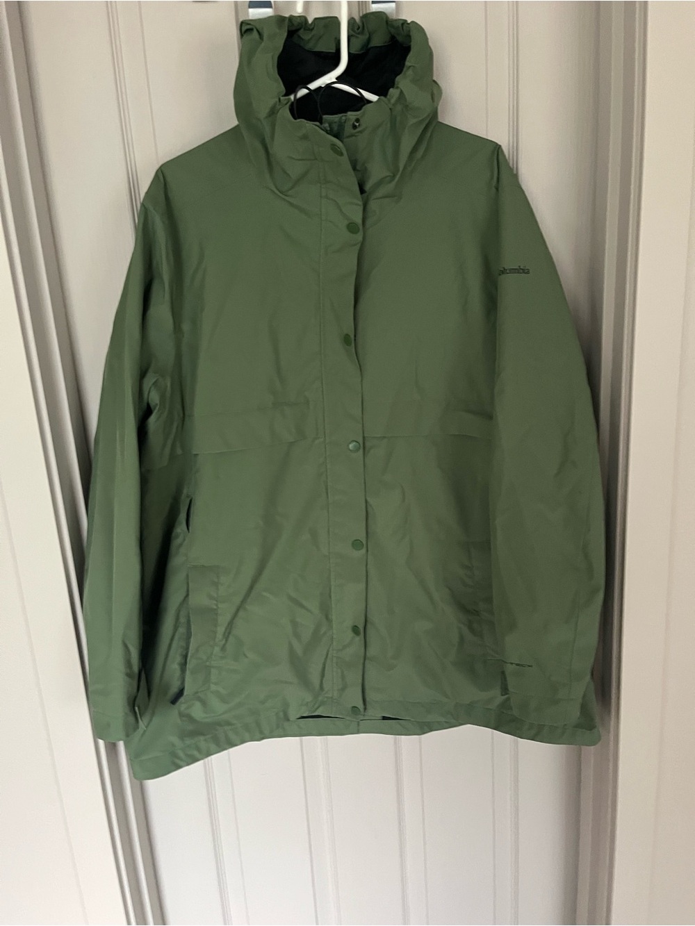 Columbia Women's Hooded Rain Jacket - Olive Green , 2X